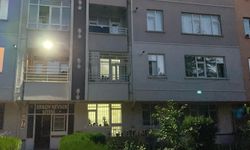 Balkondan düşen çocuk ağır yaralandı