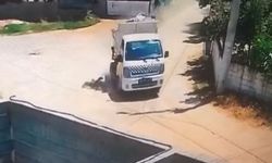 Çöp toplama aracından düşen işçi ağır yaralandı