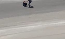 Kendisine şiddet uygulayan eşini savunan kadına vatandaşlardan tepki