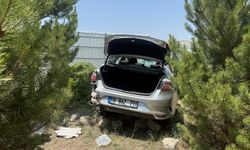 Takla atan otomobildeki kişi yaralandı