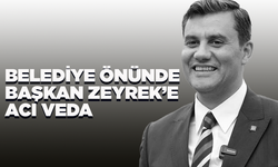 Belediye önünde Başkan Zeyrek’e acı veda