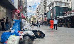 İzmir'e grev vurdu... Yollarda çöp yığınlarıyla doldu, halk tedirgin