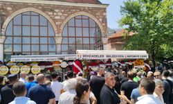 Yüzlerce Manisalı Ferdi Başkanı’nı uğurlamak için toplandı