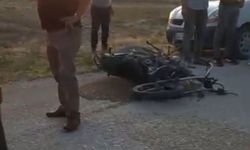 Motosiklet ile otomobil çarpıştı: 2 kardeş hayatını kaybetti