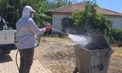 Sarıgöl’de haşereye geçit yok: Konteynerler köpük köpük temizleniyor!