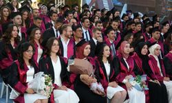 207 Genç Doktor Hipokrat yeminini ederek sağlık ordusuna katıldı