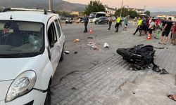 Motosiklet ile hafif ticari araç çarpıştı: 1 ölü