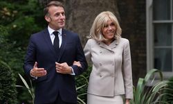 Skandal podcast serisi olay yarattı: Macron'un eşi erkek mi?