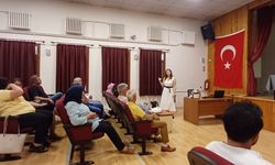 Bornovalı muhtarlara 'diksiyon' eğitimi