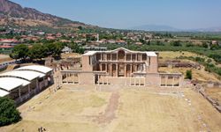 Sardes Antik Kenti ve Lidya Tümülüsleri'nin UNESCO'ya alınması sevinci