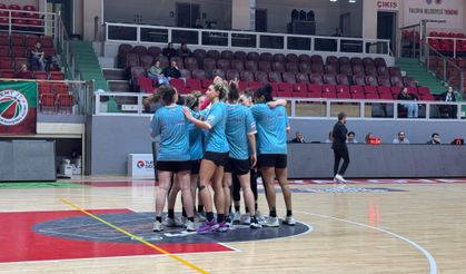 Turgutlu Belediyesi Kadın Basket takımından son dakika mağlubiyeti