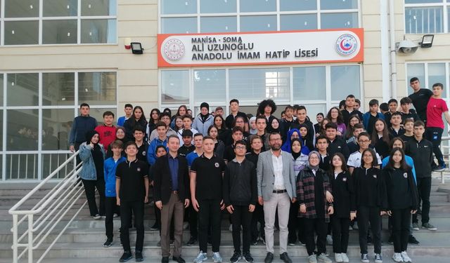 Ali Uzunoğlu İmam Hatip Lisesinde Kariyer Günleri Tamamlandı