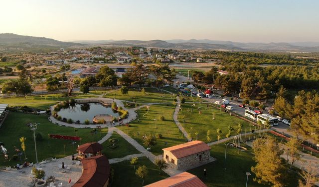 Manisa'daki Ortaköy Mesire Alanı gözde mekan oldu