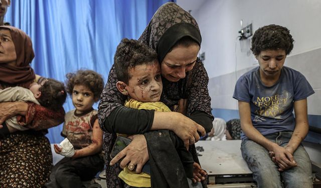 Gazze'de 1 milyon çocuk ölümle kol kola!