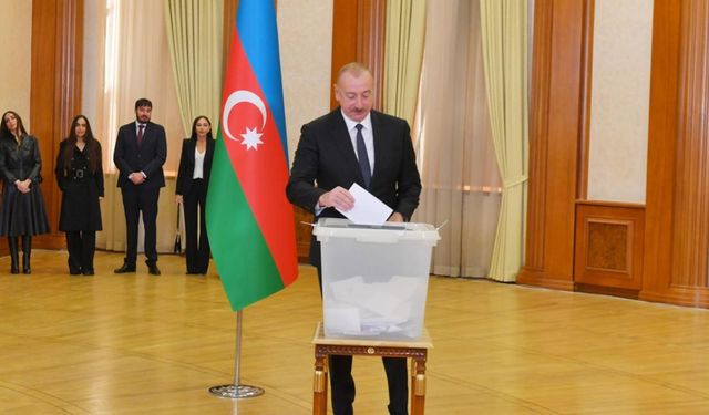 Aliyev: Hankendi'de oy kullanmam siyasi ve sembolik anlam taşıyor