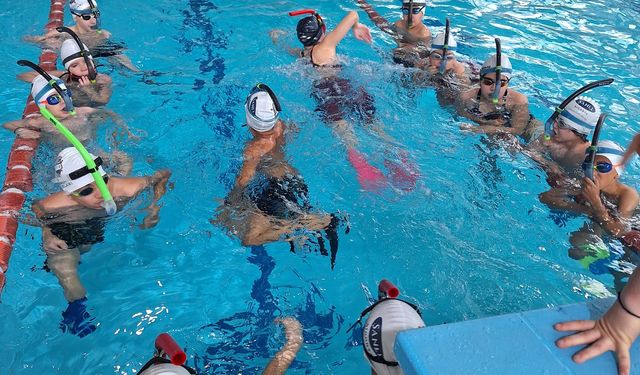 Manisa’da Sualtı Sporları Paletli Yüzme Yarışmaları tamamlandı