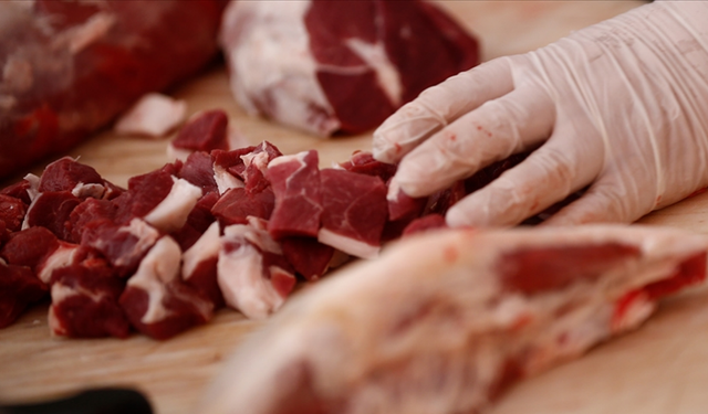 Kırmızı et üretimi geçen yıl yüzde 8,8 artışla 2,4 milyon ton oldu