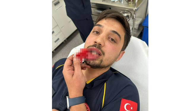 Ambulans şoförü darp edildi