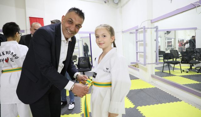 Şehzadeler'de taekwondo kuşak sınavı coşku ile gerçekleşti