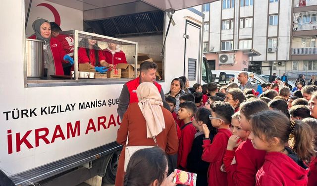 Manisa'da, Kızılay Haftası kutlandı