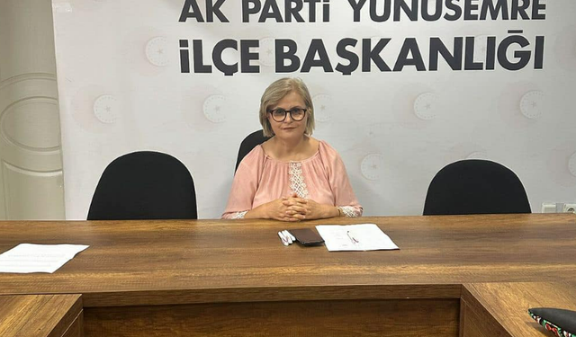 Hacer Hazar, AK Parti Yunusemre İlçe Kadın Kolları Başkanlığı’ndan istifa etti