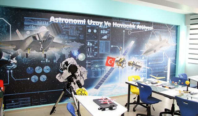 Kula'da geleceğin astronotları Uzay ve Havacılık Atölyesi’nde yetişecek