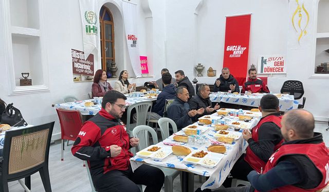 Manisa'da arama kurtarma ekipleri bir araya geldi