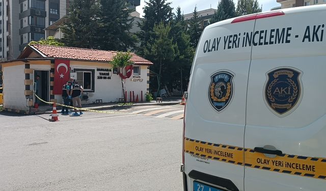 Taksiciye kardeşinden silahlı saldırı
