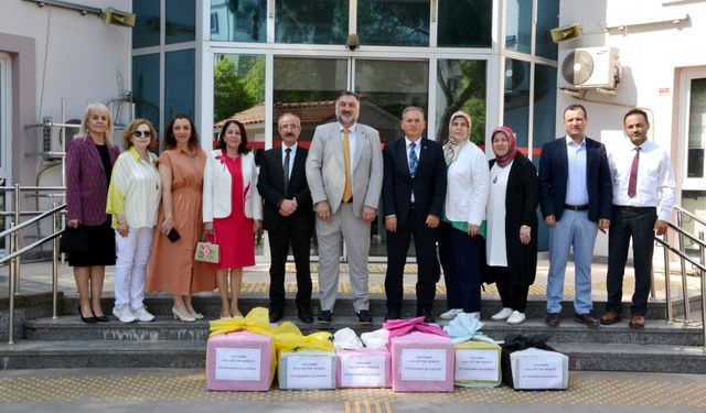 Manisa’da bayram öncesi gönülleri ısıtan hareket!