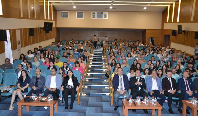 Manisa’da sessiz travmalar masaya yatırıldı
