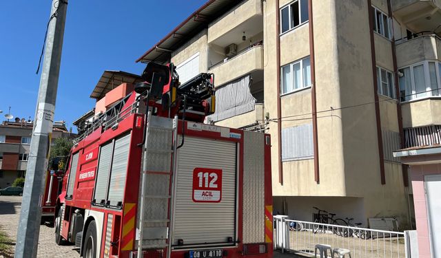 Prizde unutulan ütü, yangına neden oldu
