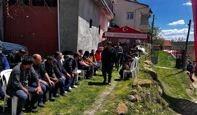 Şehit evinde bekleyiş devam ediyor