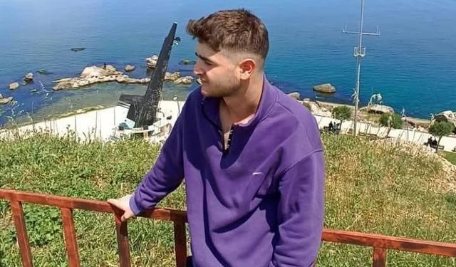 Devrilen traktörün altında kalarak can verdi