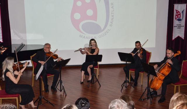 Manisa Güzel Sanatlar Lisesi’nden sanat dolu Yaylı Çalgılar Gecesi