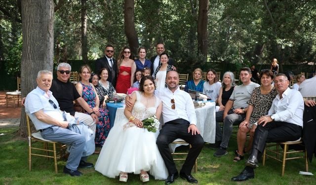 Kaynanasının eline doğduğunu kız isteme merasiminde fark etti