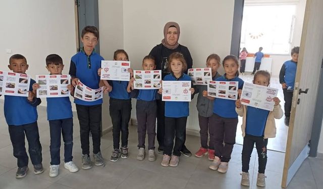 Manisa'da öğrencilere kene ve KKKA bilgilendirmesi