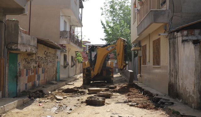 Turgutlu’nun yolları bayrama hazır: Belediye ekipleri sahada