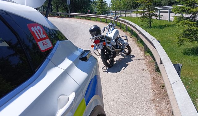 Motosikletten düşen sürücü yaralandı