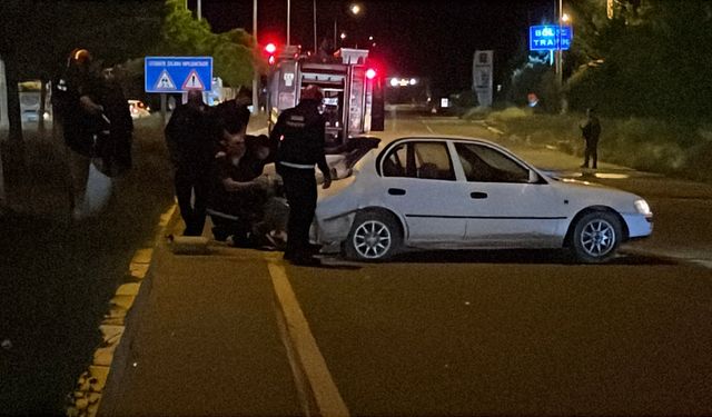 Havalimanı yolunda kaza, 5 kişi yaralandı