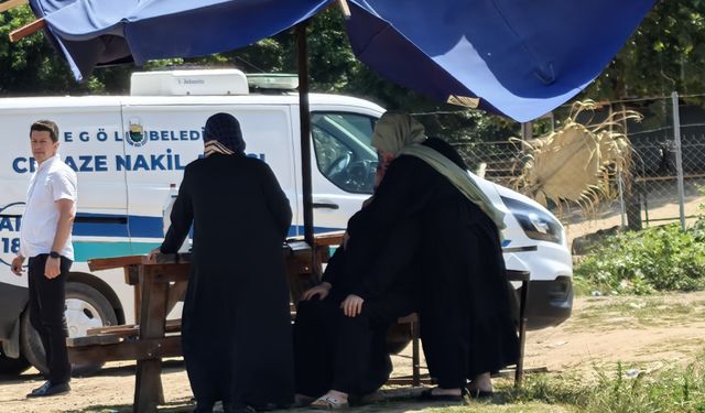 Termal suya giren emekli öğretmen boğularak hayatını kaybetti