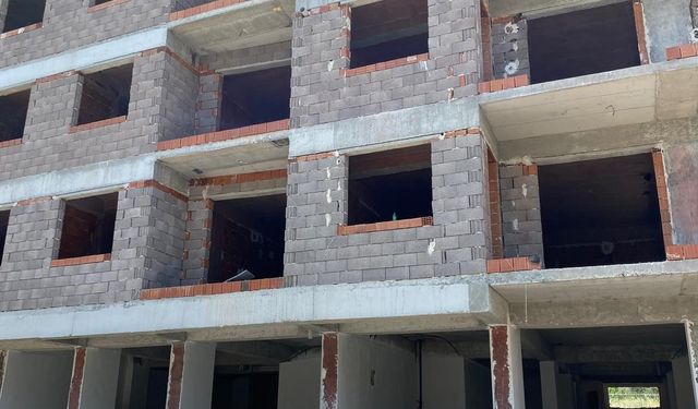 Alaşehir’de inşaat işçisi 5. kattan düşerek hayatını kaybetti