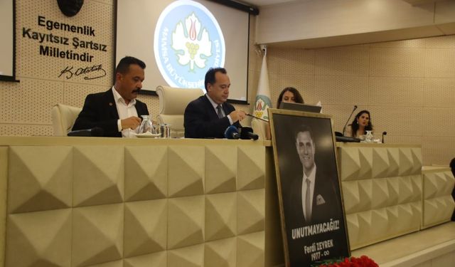 Salihli'de o parkın adı Ferdi Zeyrek oldu
