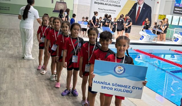Manisalı minikler Türkiye’yi salladı!