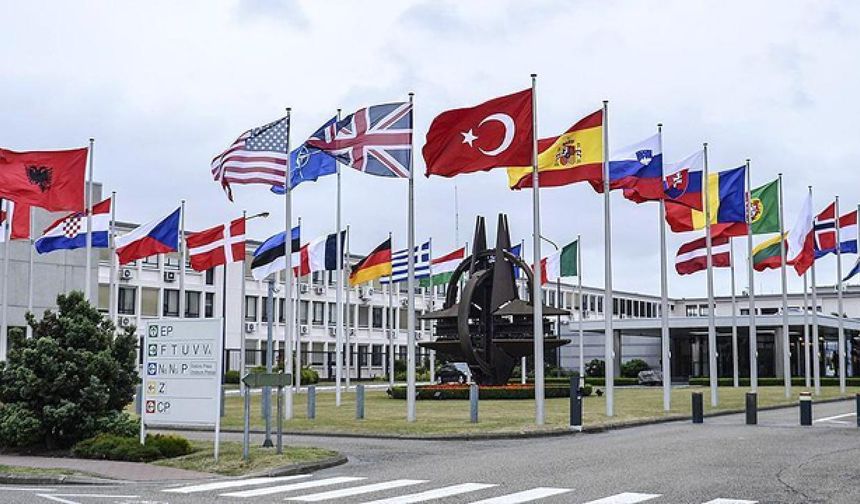 İsveç,  NATO'nun kaçıncı üyesi oldu ?