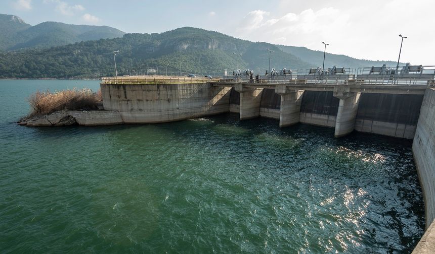 Barajlar alarm veriyor: Su seviyesi düştü
