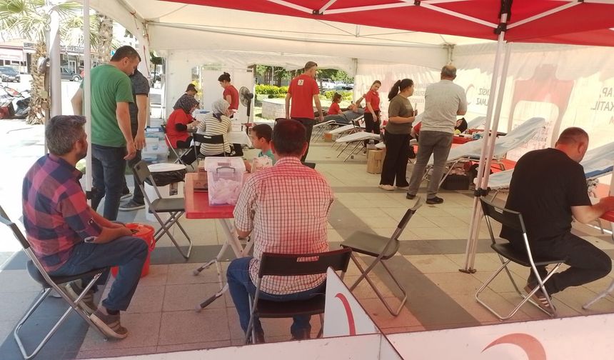Sarıgöl'de kan bağışı kampanyasına büyük destek