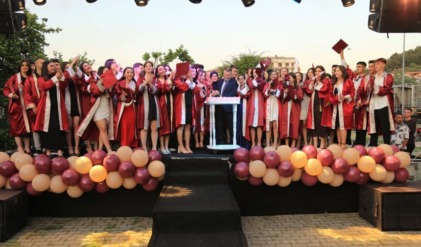 Soma Linyit Lisesi’nde 55'inci mezuniyet coşkusu