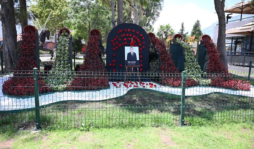 Antalya'da  Başkan Zeyrek için anma alanı oluşturuldu