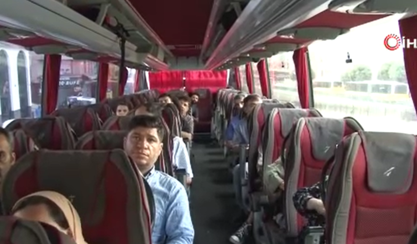 İsrail'in saldırılarının ardından İranlılar İstanbul'dan ülkelerine dönüyor