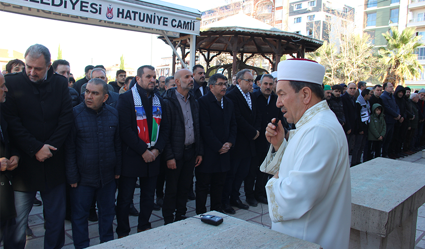 Şehitler Için Manisa’da Gıyabi Cenaze Namazı Kılındı4